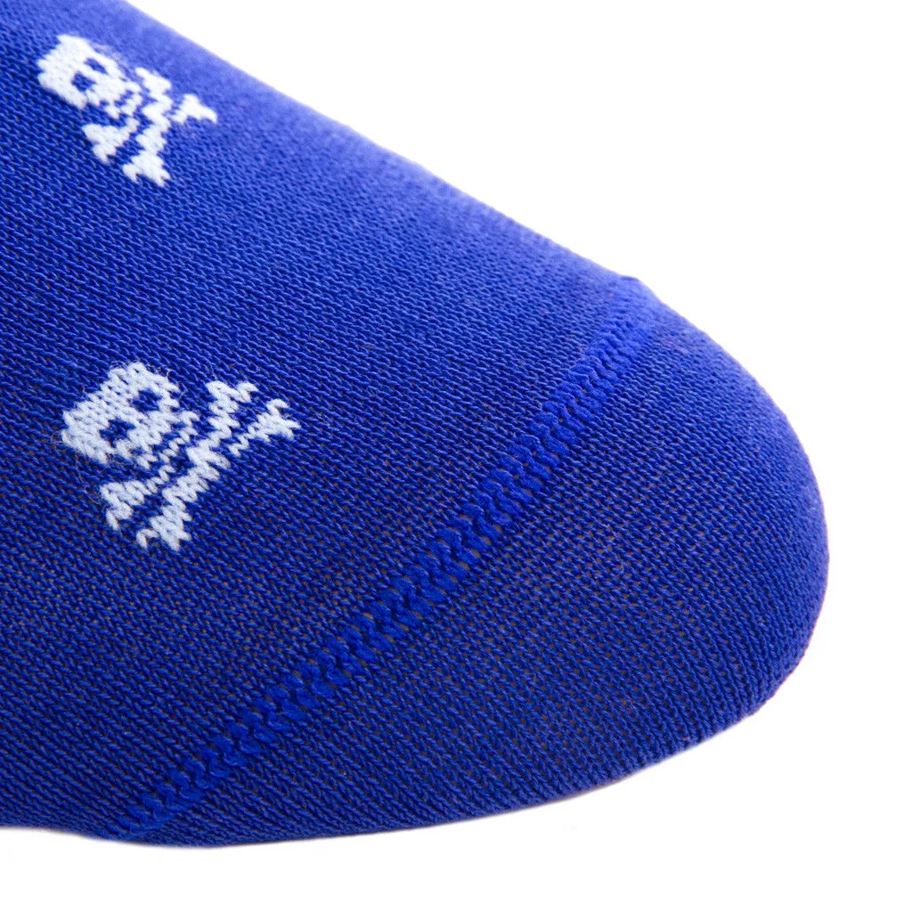 99-Clematis Blue with Sky Blue Skull and Crossbones Cotton Sock Linked Toe Mid-Calf