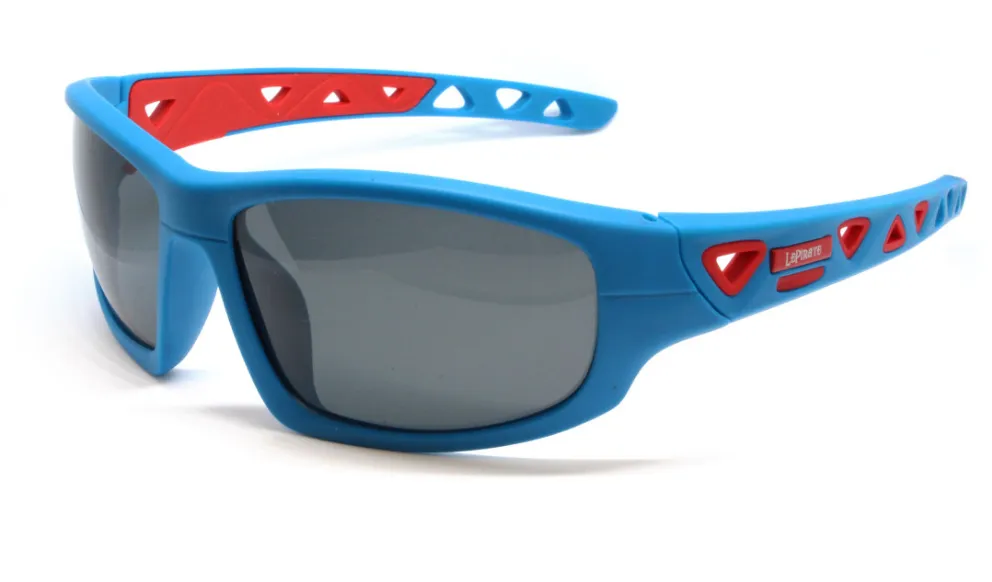 Ainsa Glasses