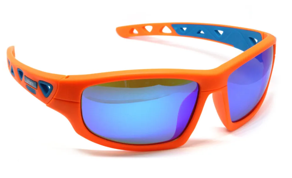 Ainsa Glasses