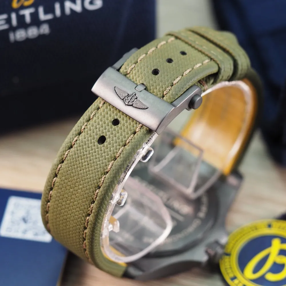 Breitling Avenger Automatic GMT 45 Night Mission (2021)