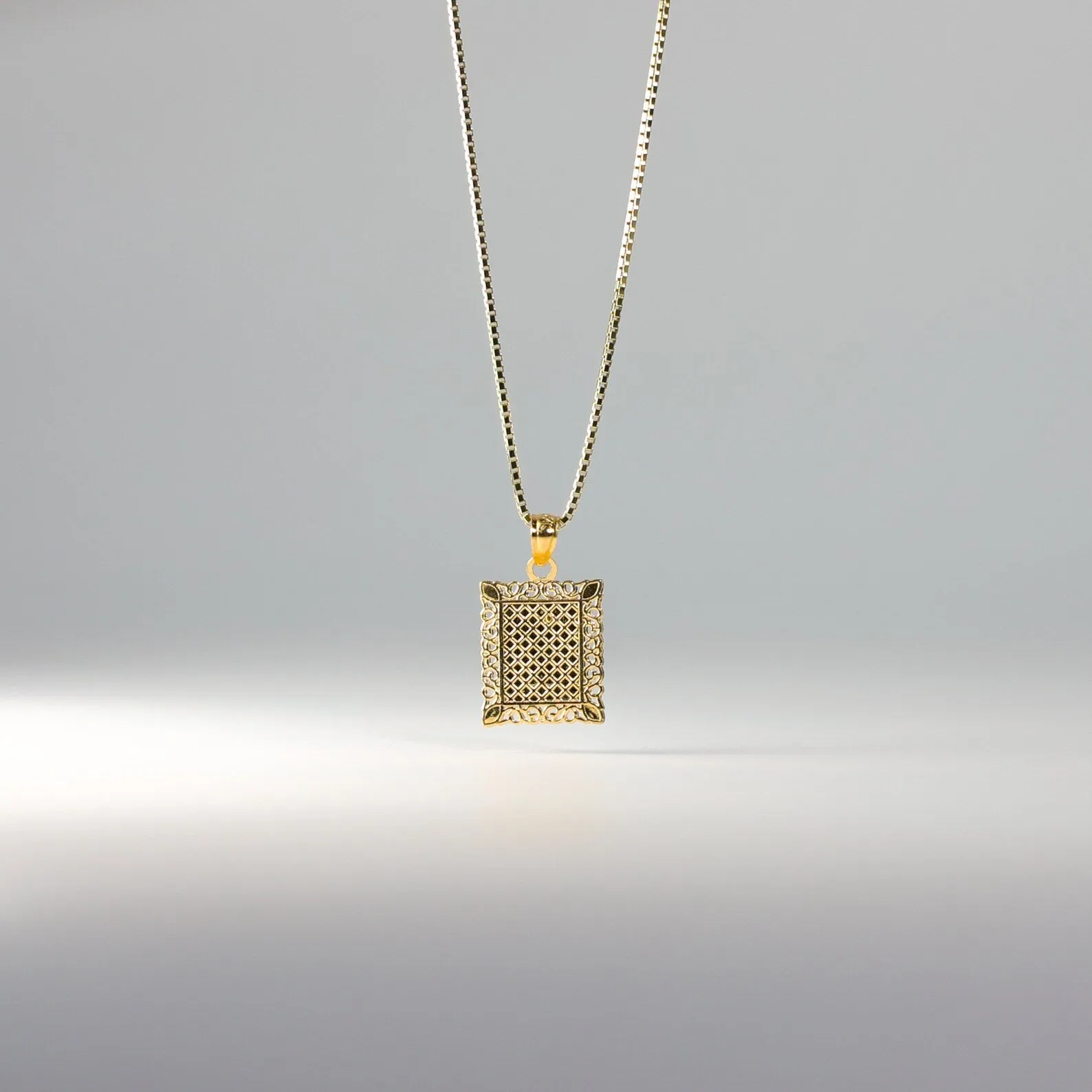 Gold Letter T Pendants | A-Z Gold Pendants