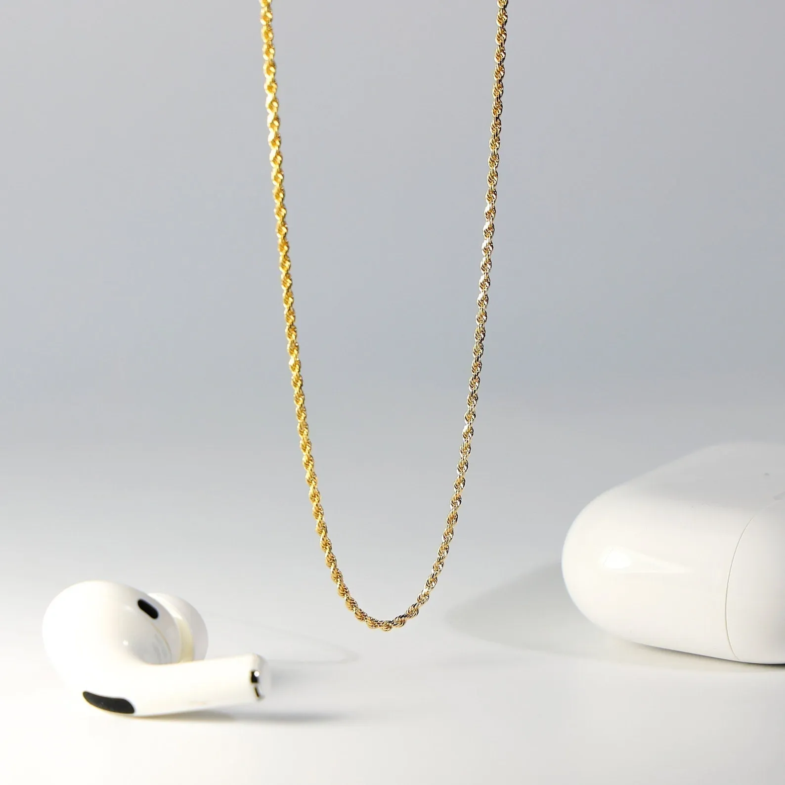 Gold Letter T Pendants | A-Z Gold Pendants