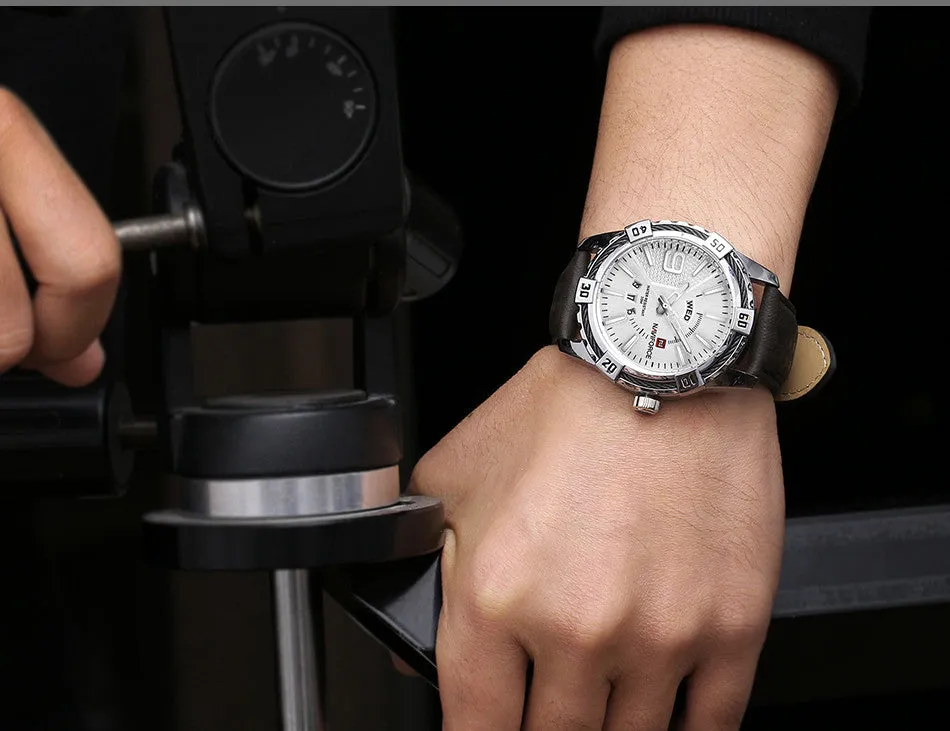 Men's Fashion Sports Waterproof Watch