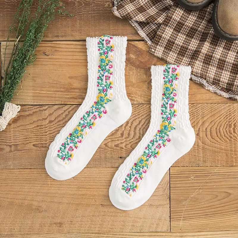 National style court pattern small broken flower socks women's cotton personalized middle tube boots socks retro color women's socks
