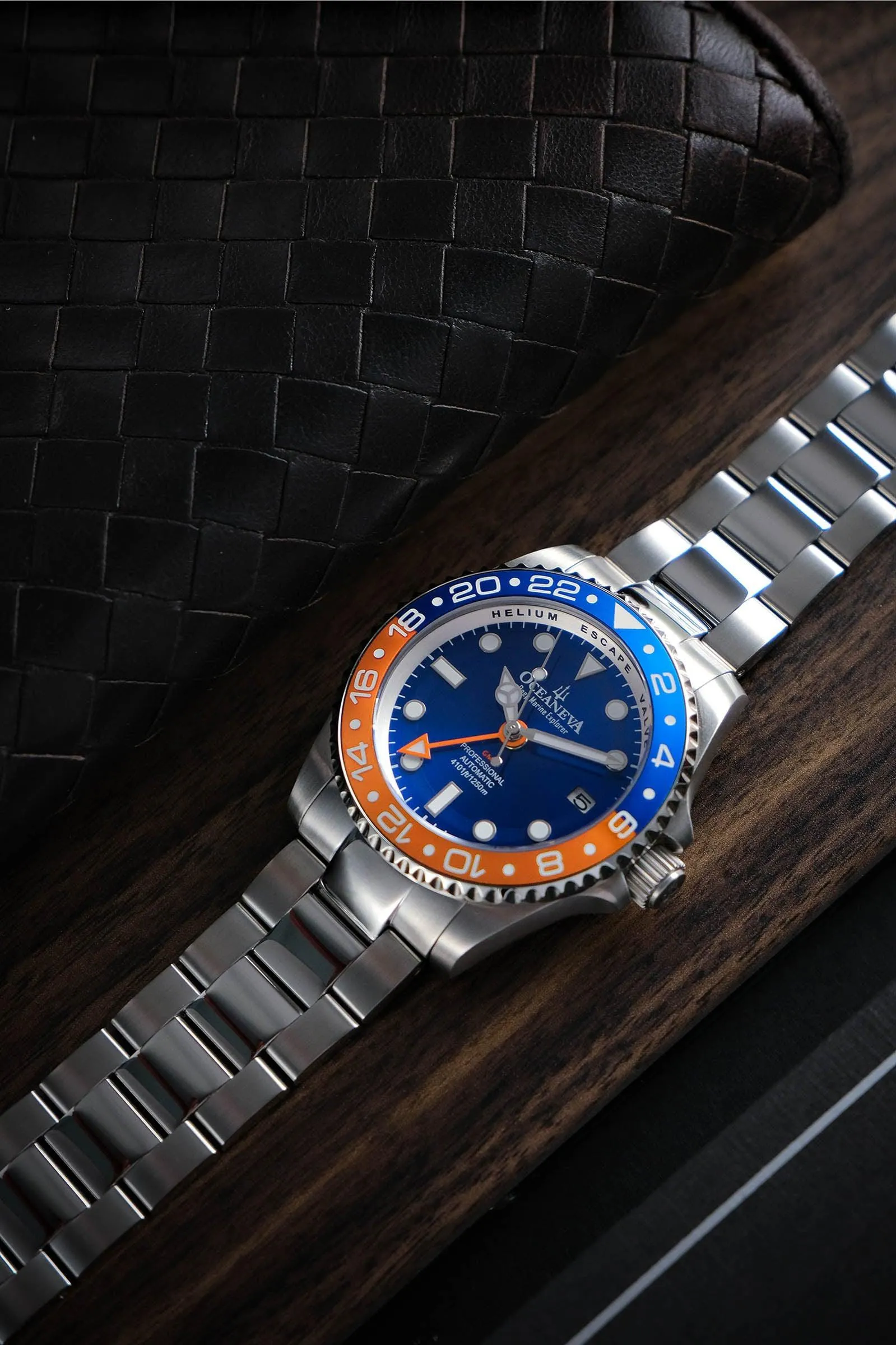 Oceaneva Men's Automatic GMT Watch 1250m Blue Dial Watch