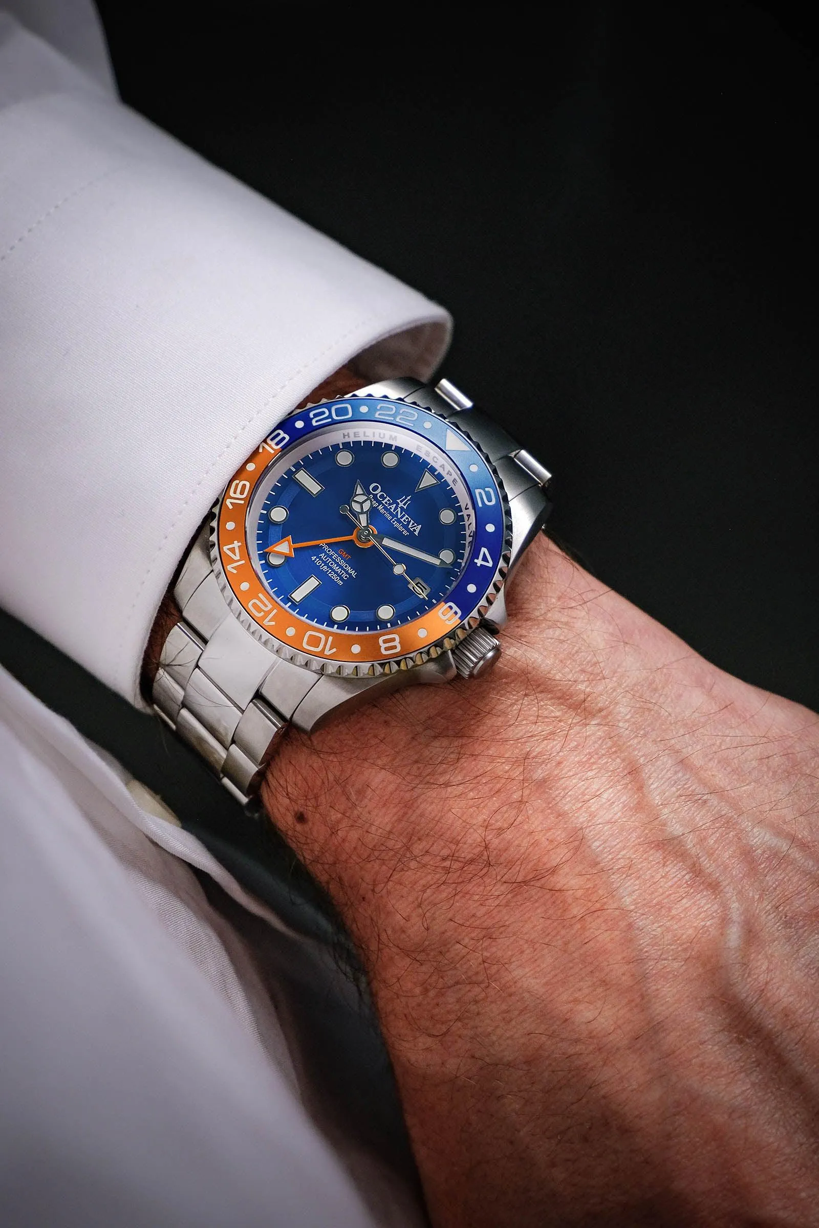 Oceaneva Men's Automatic GMT Watch 1250m Blue Dial Watch