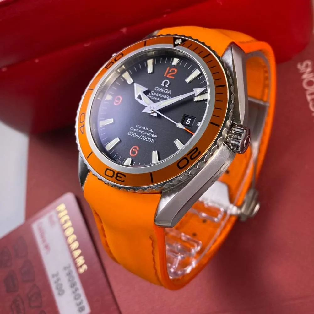 Omega Seamaster Planet Ocean 29085038 (2014)