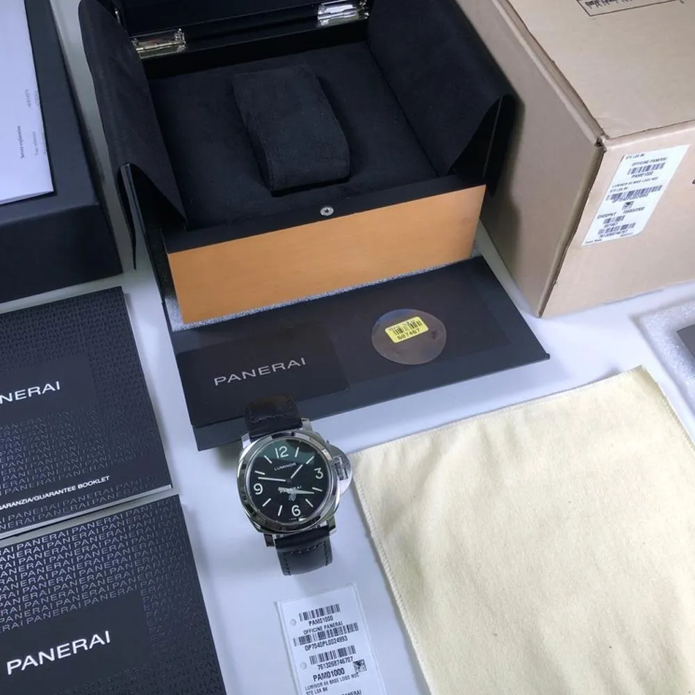 Panerai Luminor Base Logo PAM01000