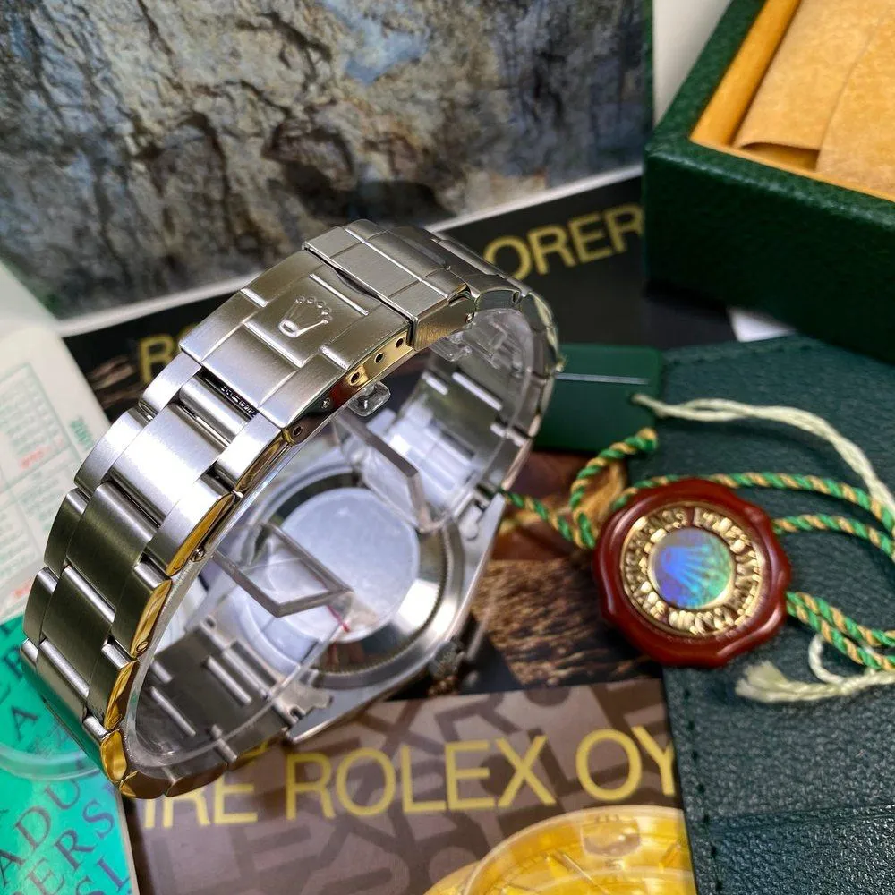 Rolex Explorer 14270 36mm (2001)