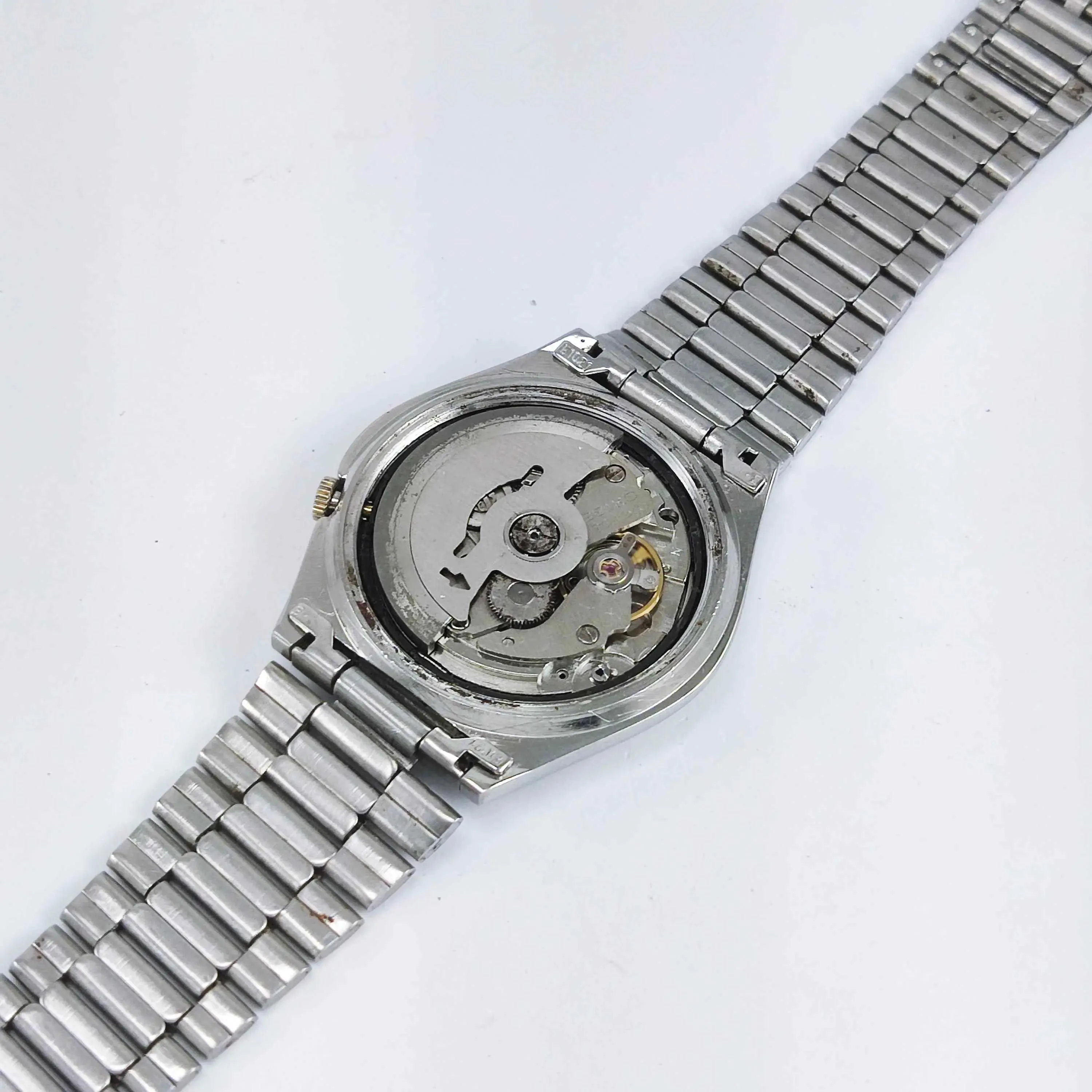 Seiko 5 Automatic-7019A Analog Black Dial 21 Jewels Day Date Men's Mechanical Watch