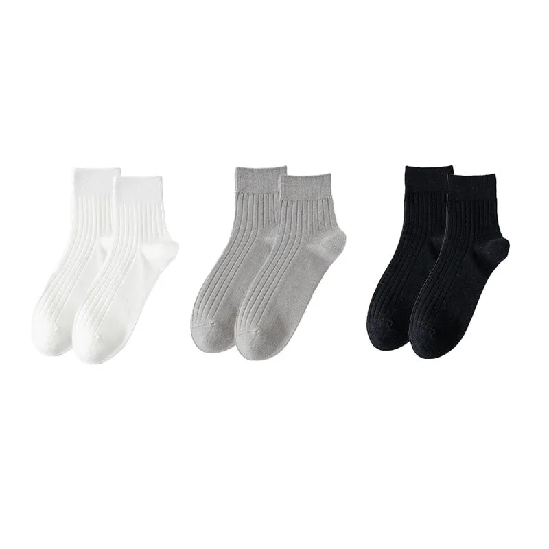 Sweetnana 3-Pack Solid Crew Cotton Socks Cozy Seamless Socks Men's Multicolor Casual Socks