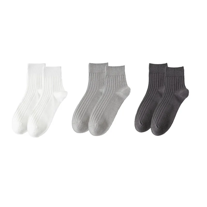 Sweetnana 3-Pack Solid Crew Cotton Socks Cozy Seamless Socks Men's Multicolor Casual Socks