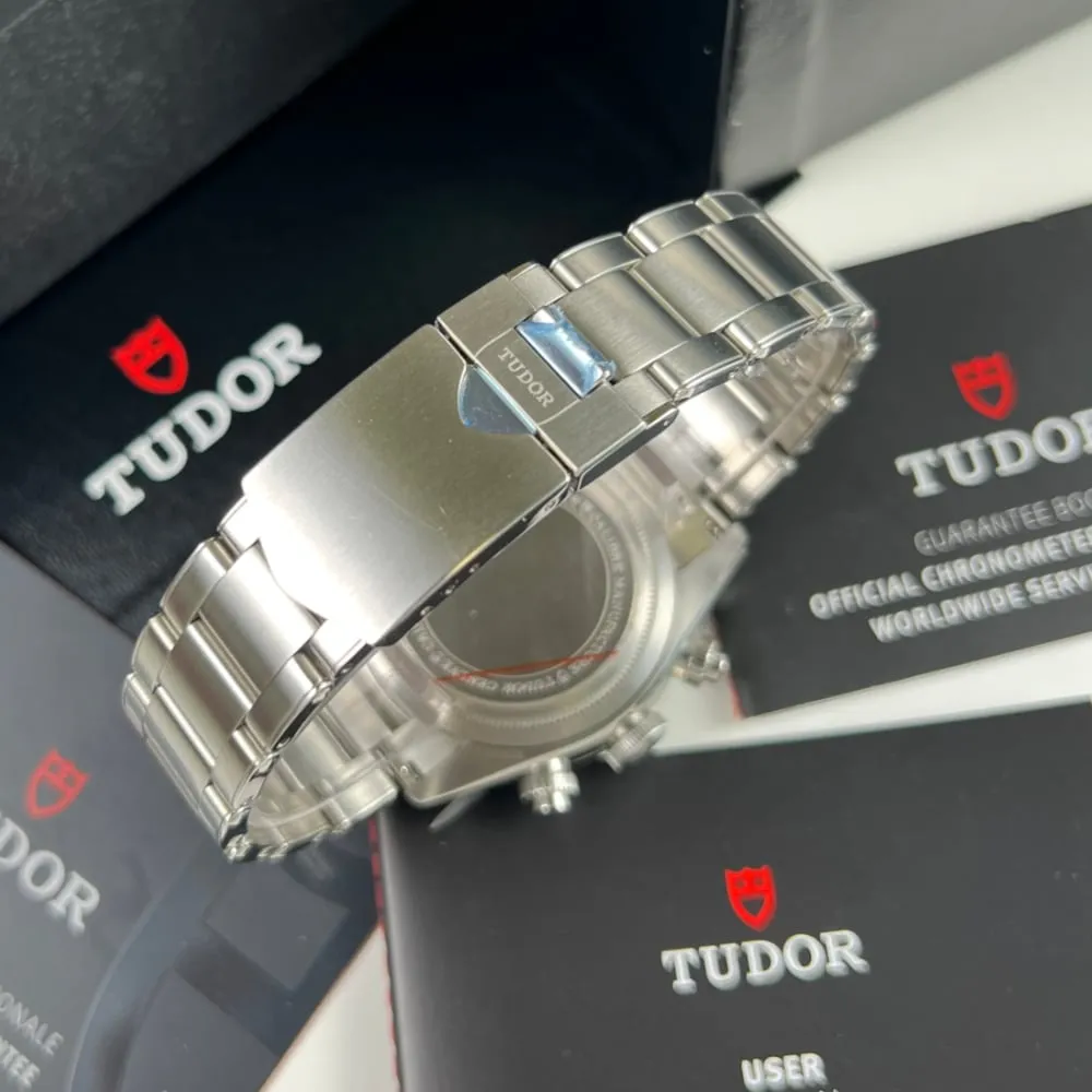 Tudor Black Bay Chrono Panda 79360N (2023)