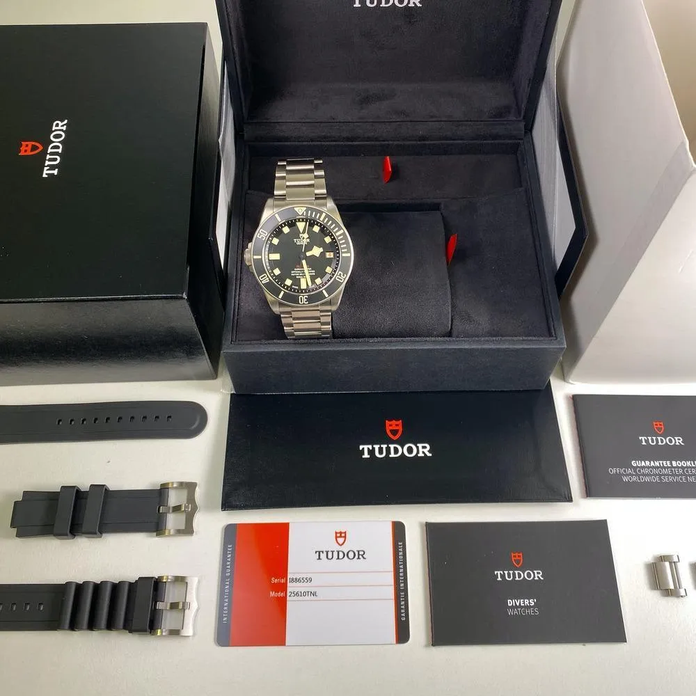Tudor Pelagos LHD - Left Hand Dive - M25610TNL