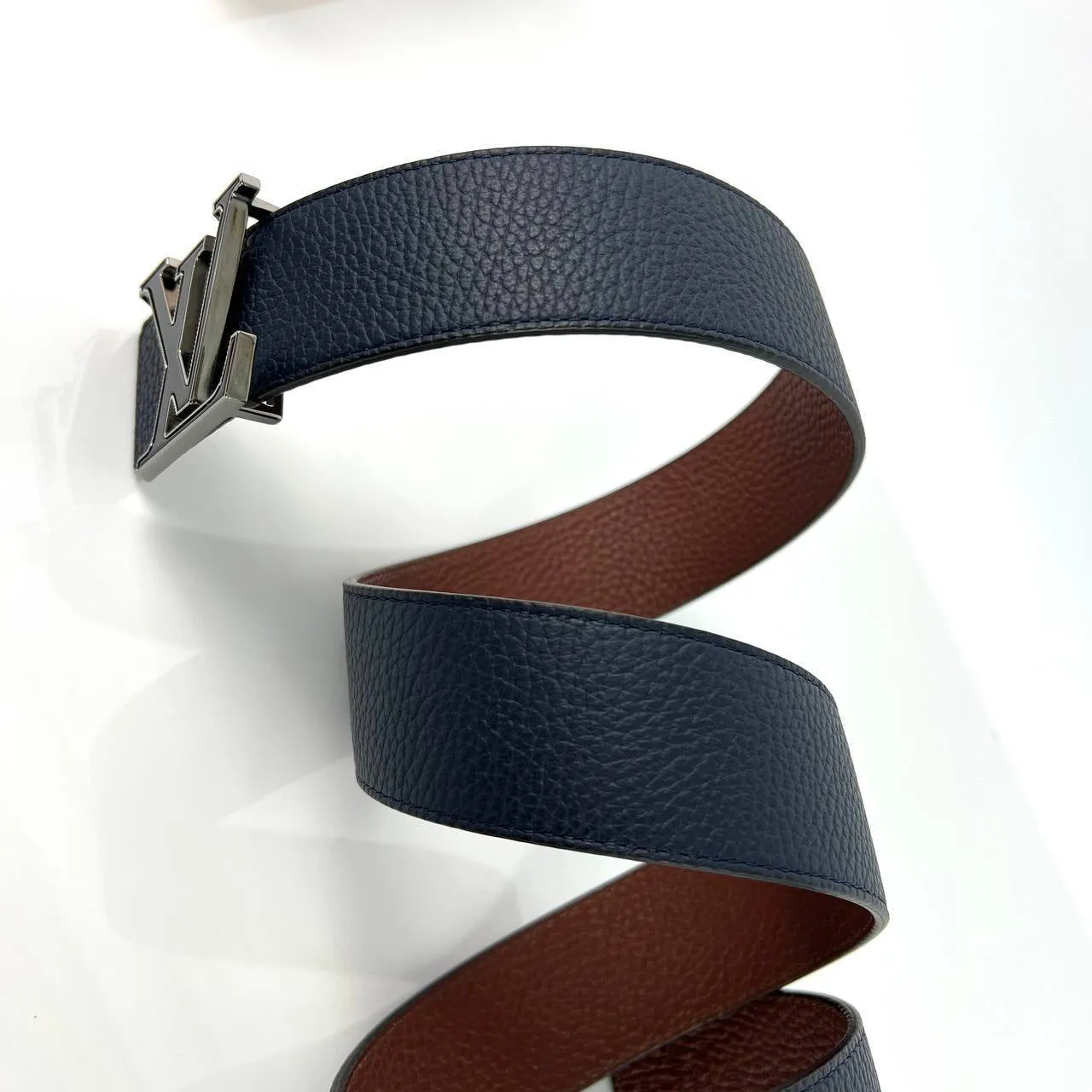 Twist Reversible Belt