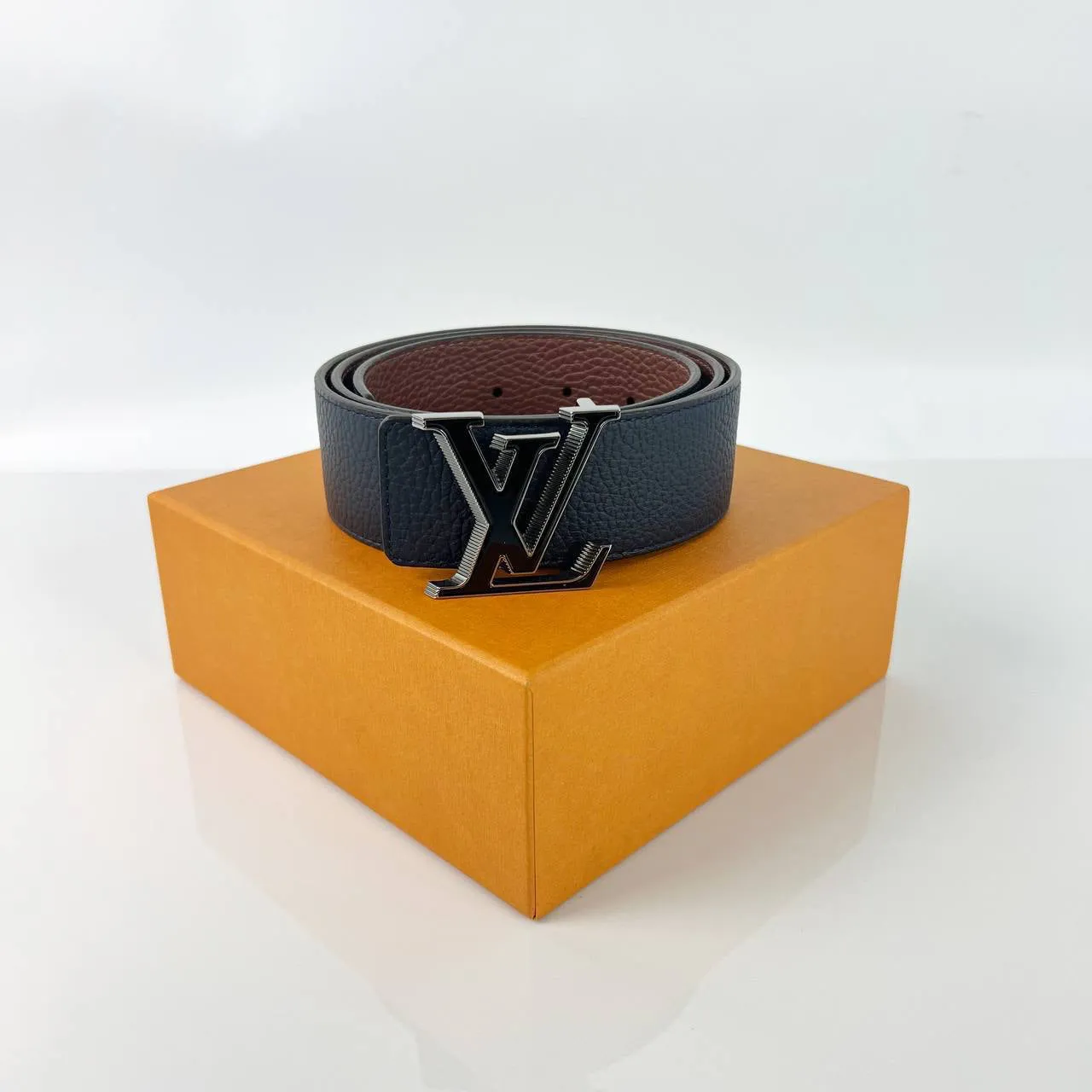 Twist Reversible Belt