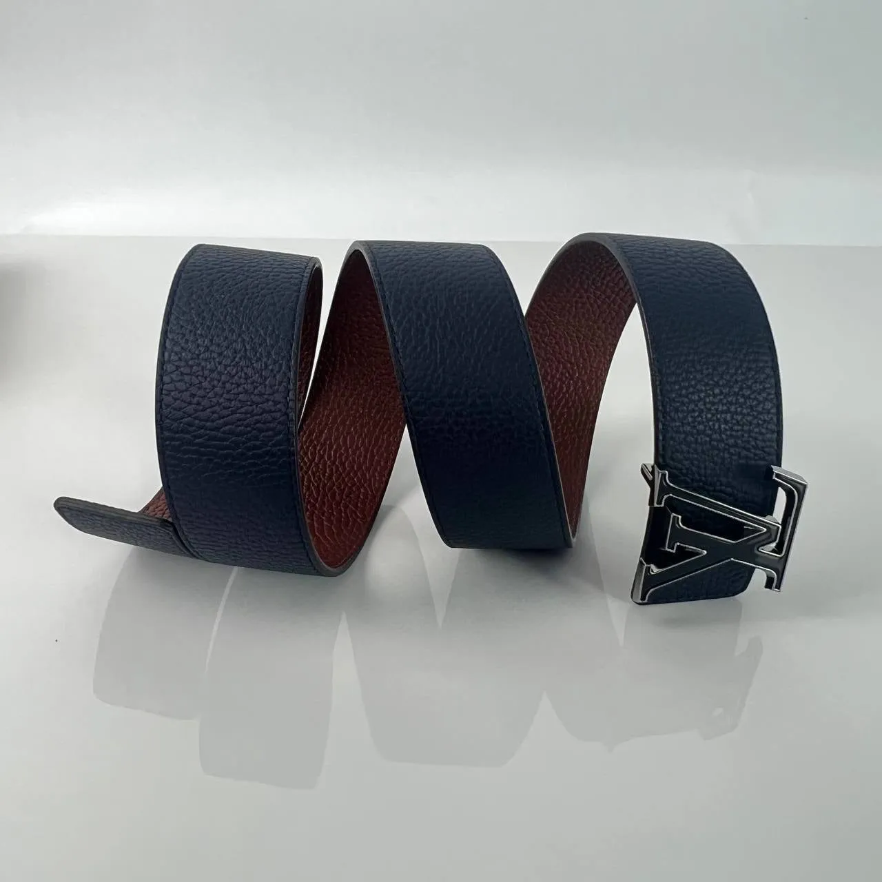 Twist Reversible Belt